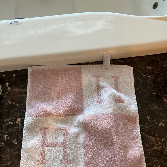 Hermes towel bundle (4 items) - Picture 5 of 6
